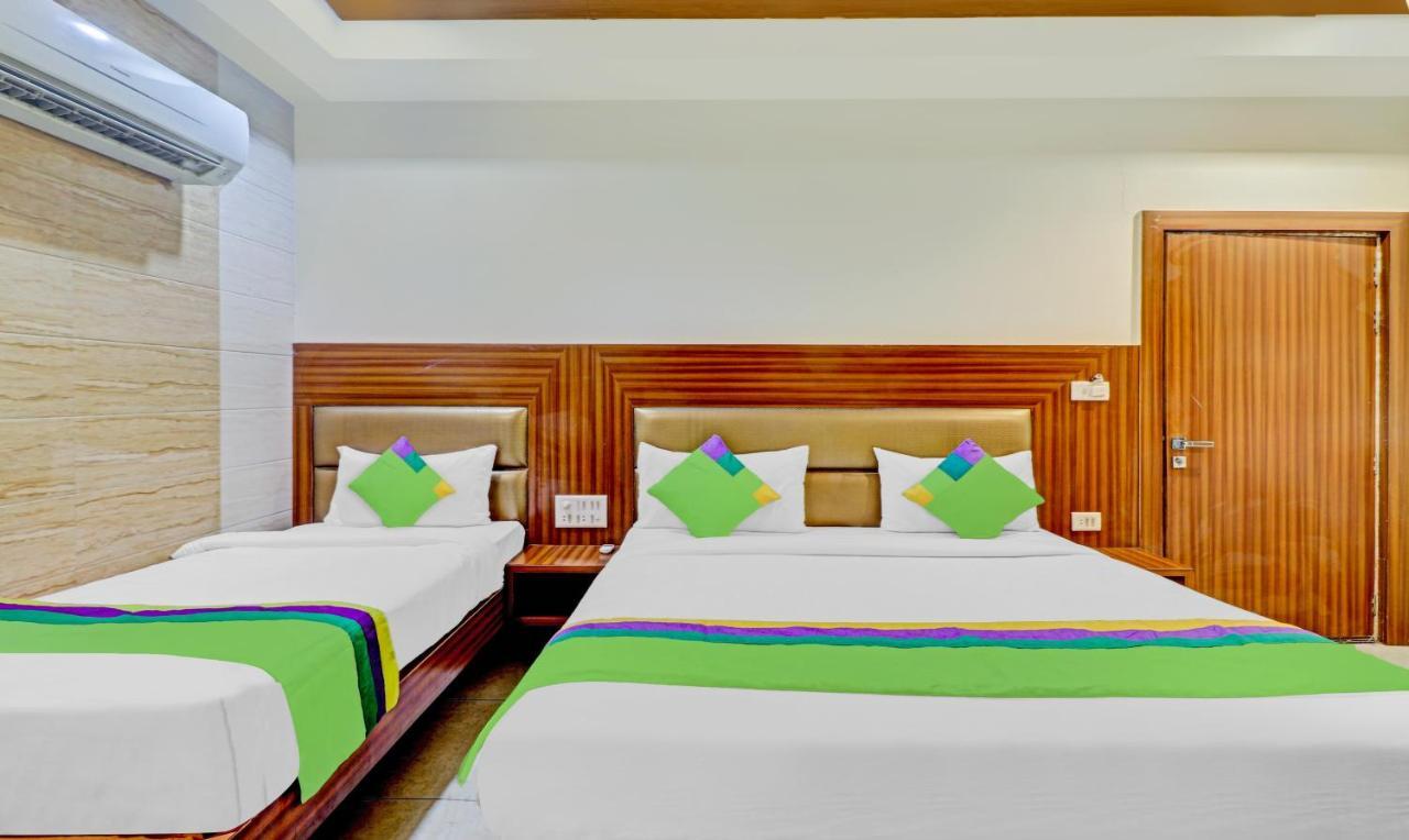 Treebo Taj Dream Hotell Agra  Exteriör bild